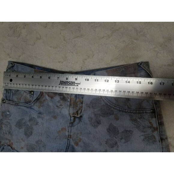 Free People Womens Jean Shorts Size W28 Denim Floral Cut Off Distressed Raw Hem - Picture 5 of 7